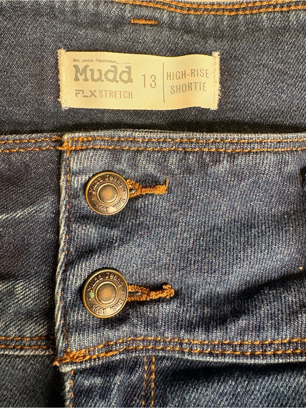 Mudd High Rise Shorts - Picture 3 of 3
